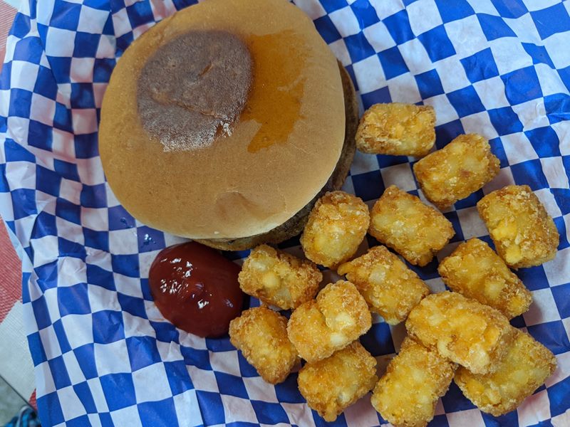 R D's Burgers food